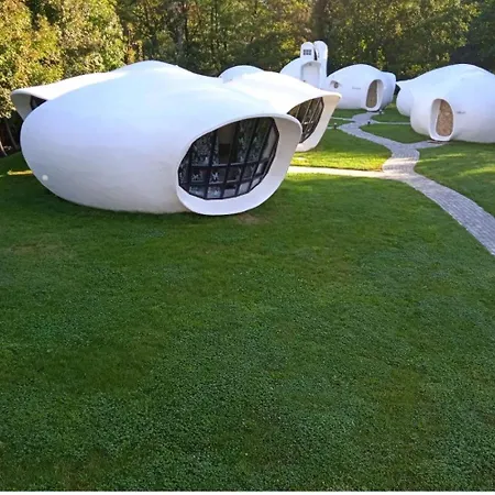 L'eau Vive Hotel