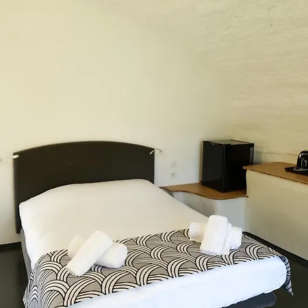 L'eau Vive Hotel
